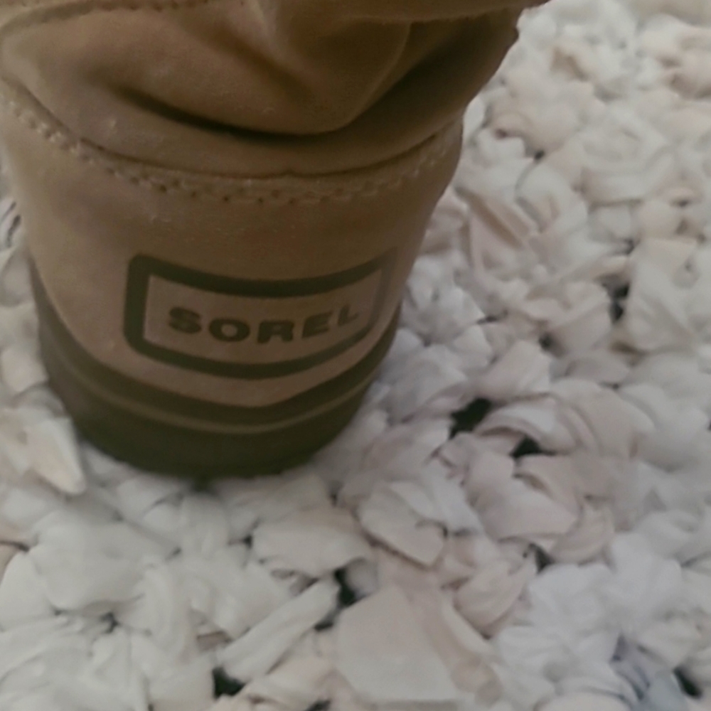 Sorel waterproof boots - Picture 12 of 13